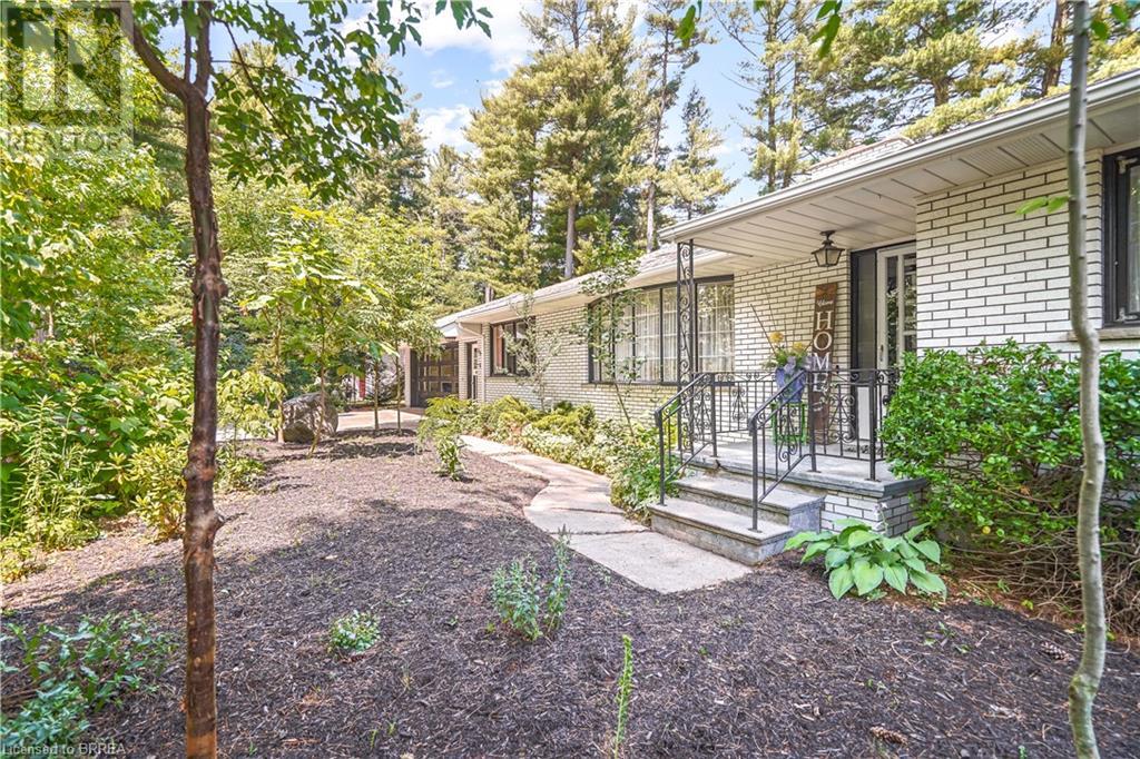 Property at 667 GAGE Street image 4