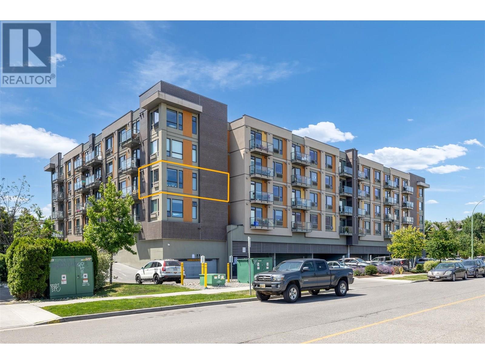 Property at 925 Leon Avenue Unit# 413 image 3
