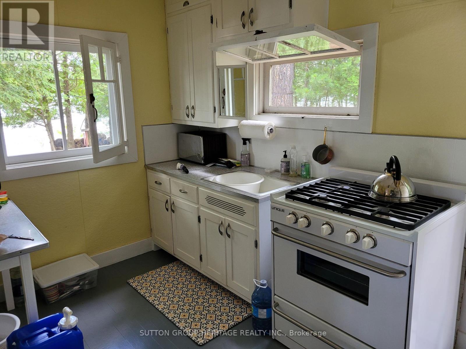 909 Ashby Lake Wa Road, Addington Highlands (Addington Highlands), Ontario  K0H 1L0 - Photo 12 - X12266620
