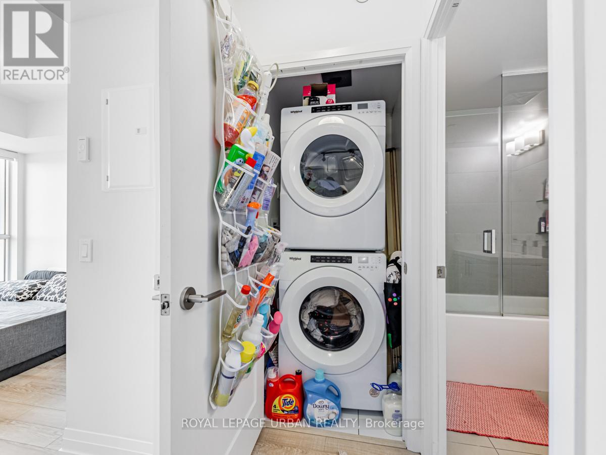 2311 - 286 Main Street, Toronto (East End-Danforth), Ontario  M4C 0B3 - Photo 17 - E12267866