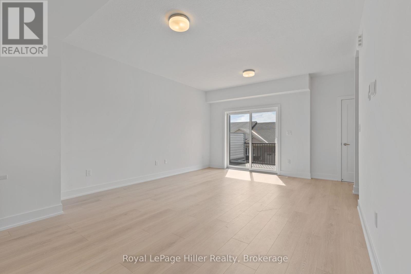 60 Balladry Boulevard, Stratford, Ontario N5A 6S6 - Photo 12 - X12267992