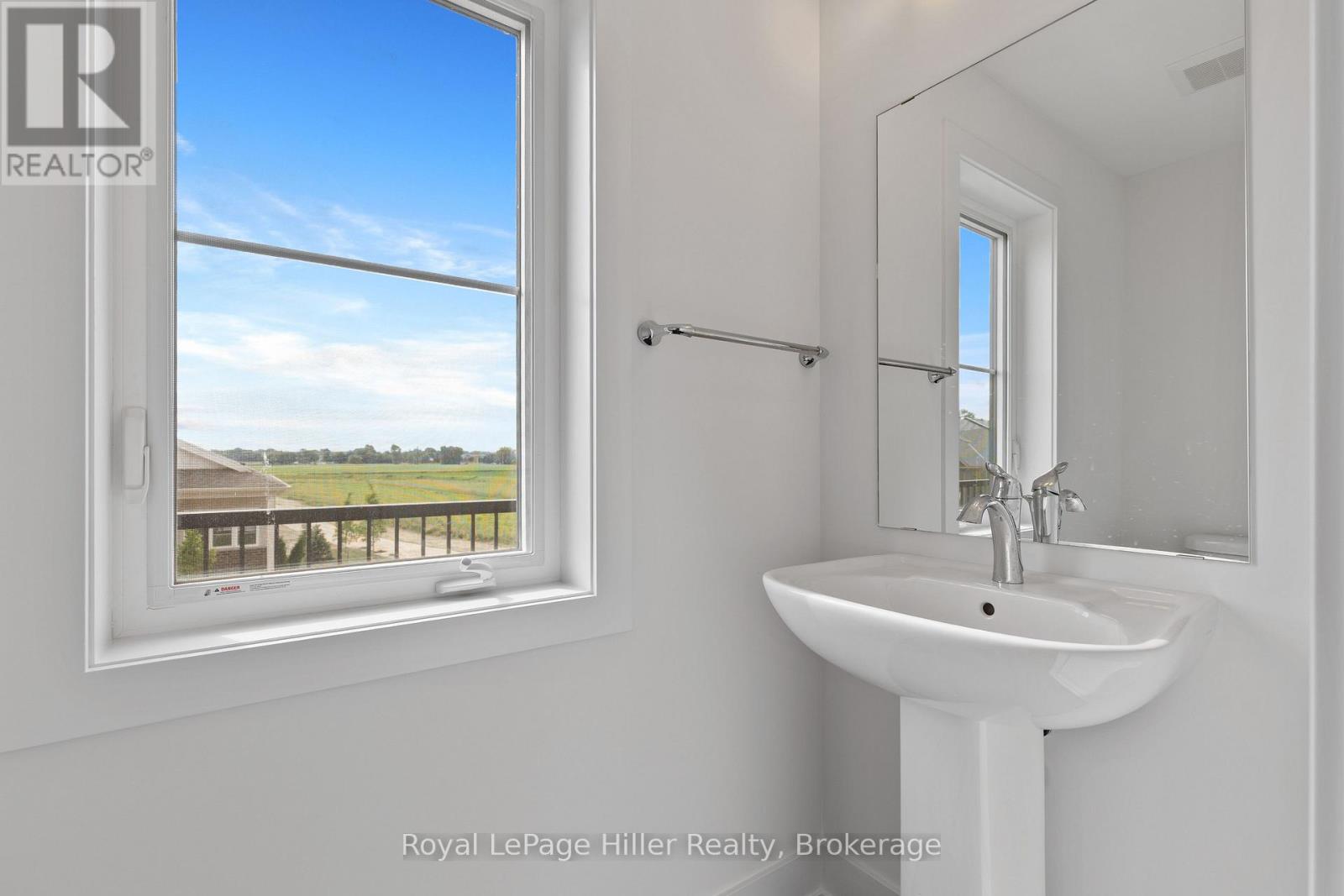 60 Balladry Boulevard, Stratford, Ontario N5A 6S6 - Photo 14 - X12267992