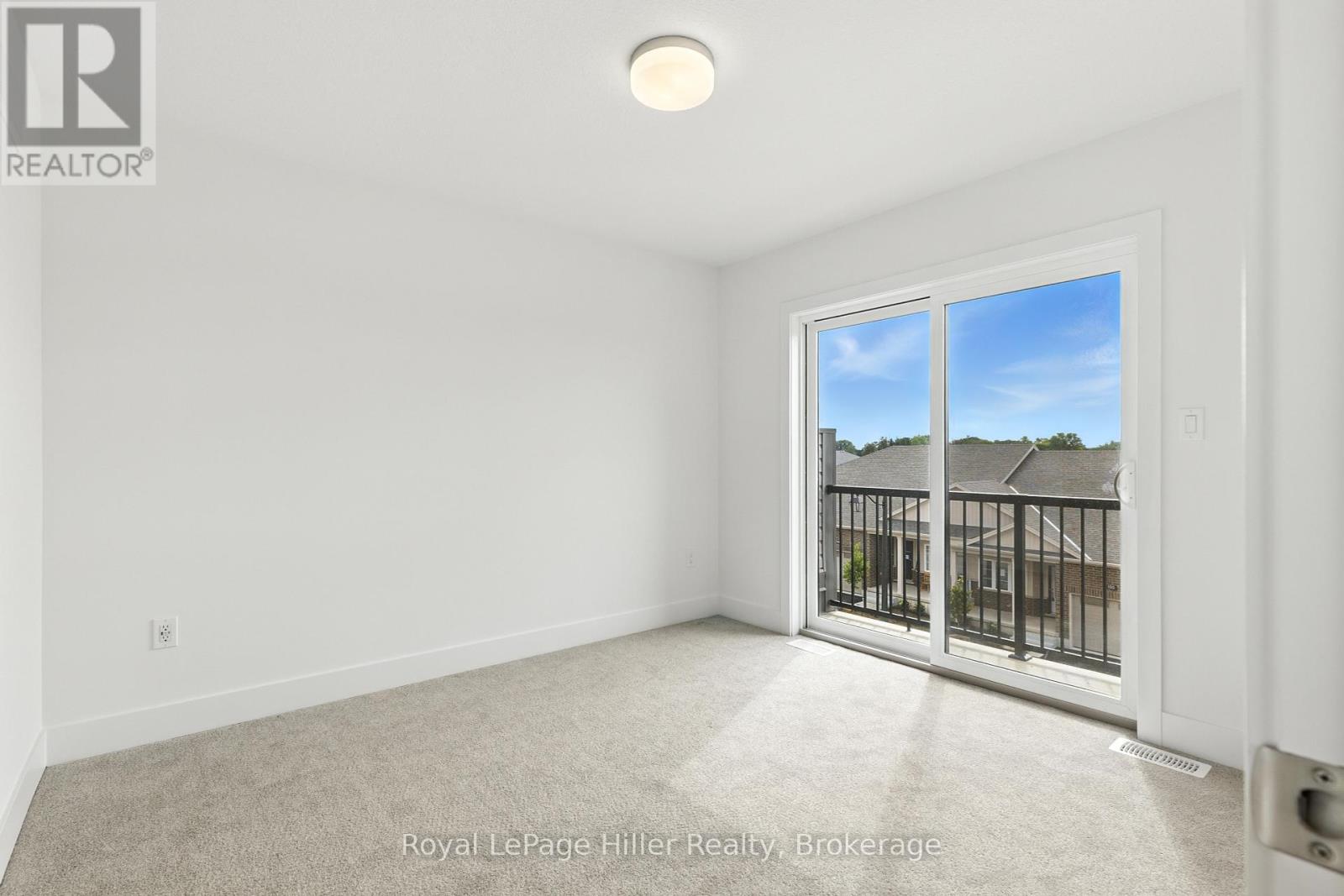 60 Balladry Boulevard, Stratford, Ontario N5A 6S6 - Photo 18 - X12267992