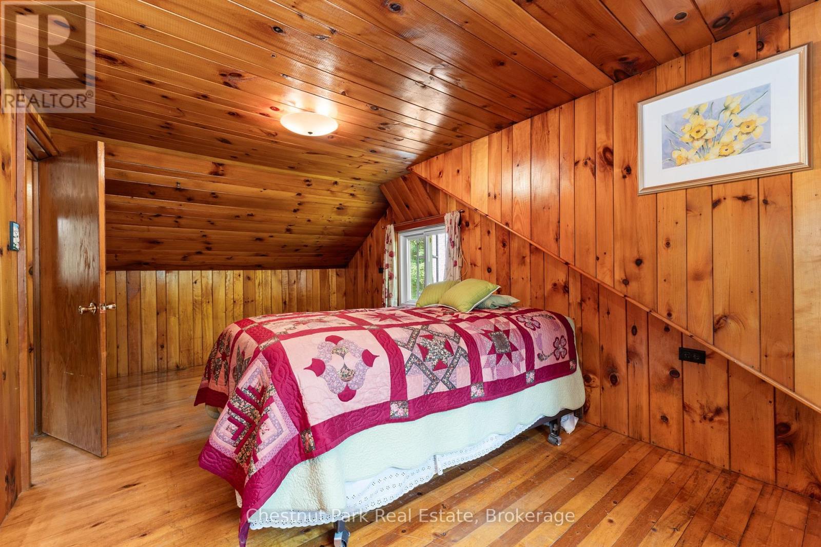 49 Beach Road, Huntsville, Ontario  P0B 1M0 - Photo 20 - X12268002