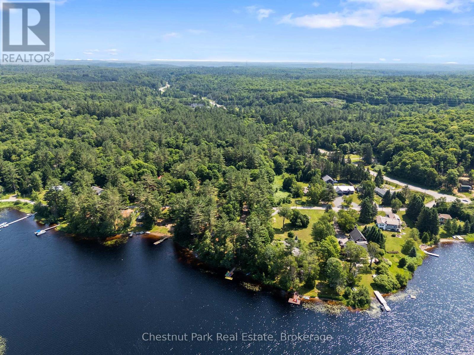 49 Beach Road, Huntsville, Ontario  P0B 1M0 - Photo 43 - X12268002