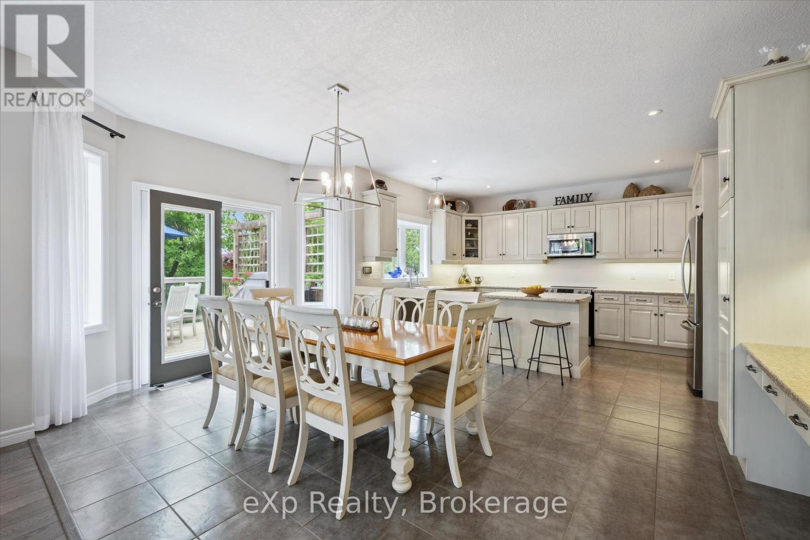 106 Bricker Avenue, Centre Wellington, Ontario  N0B 1S0 - Photo 19 - X12268024