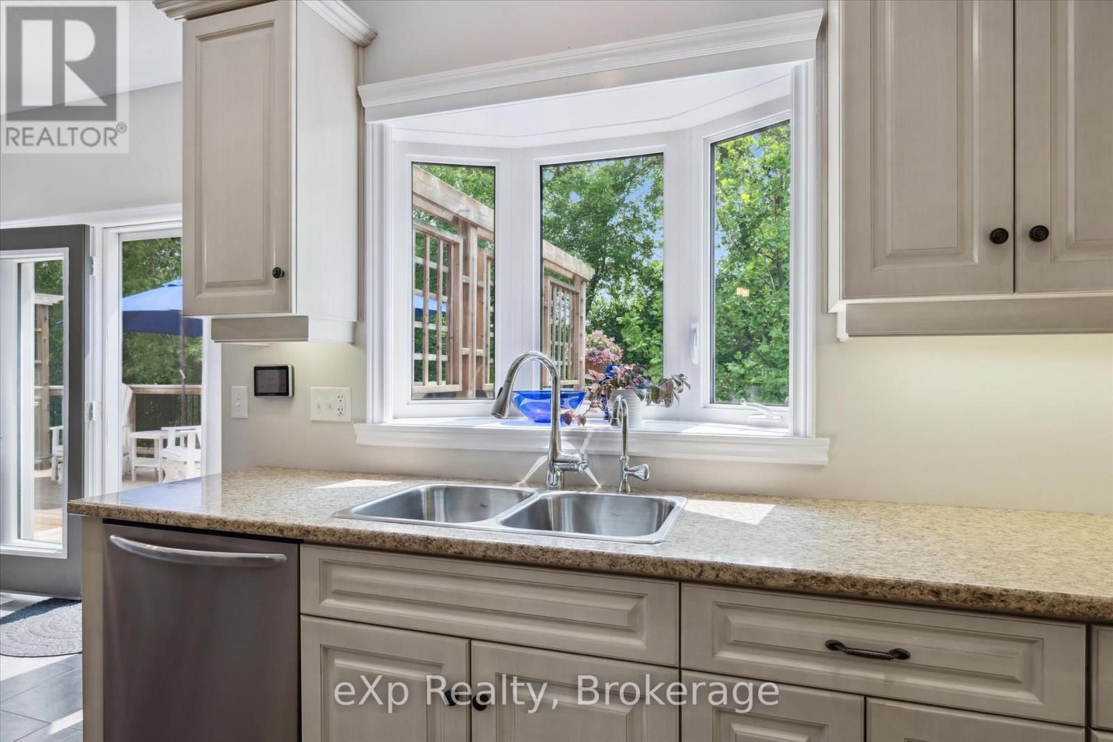 106 Bricker Avenue, Centre Wellington, Ontario  N0B 1S0 - Photo 25 - X12268024