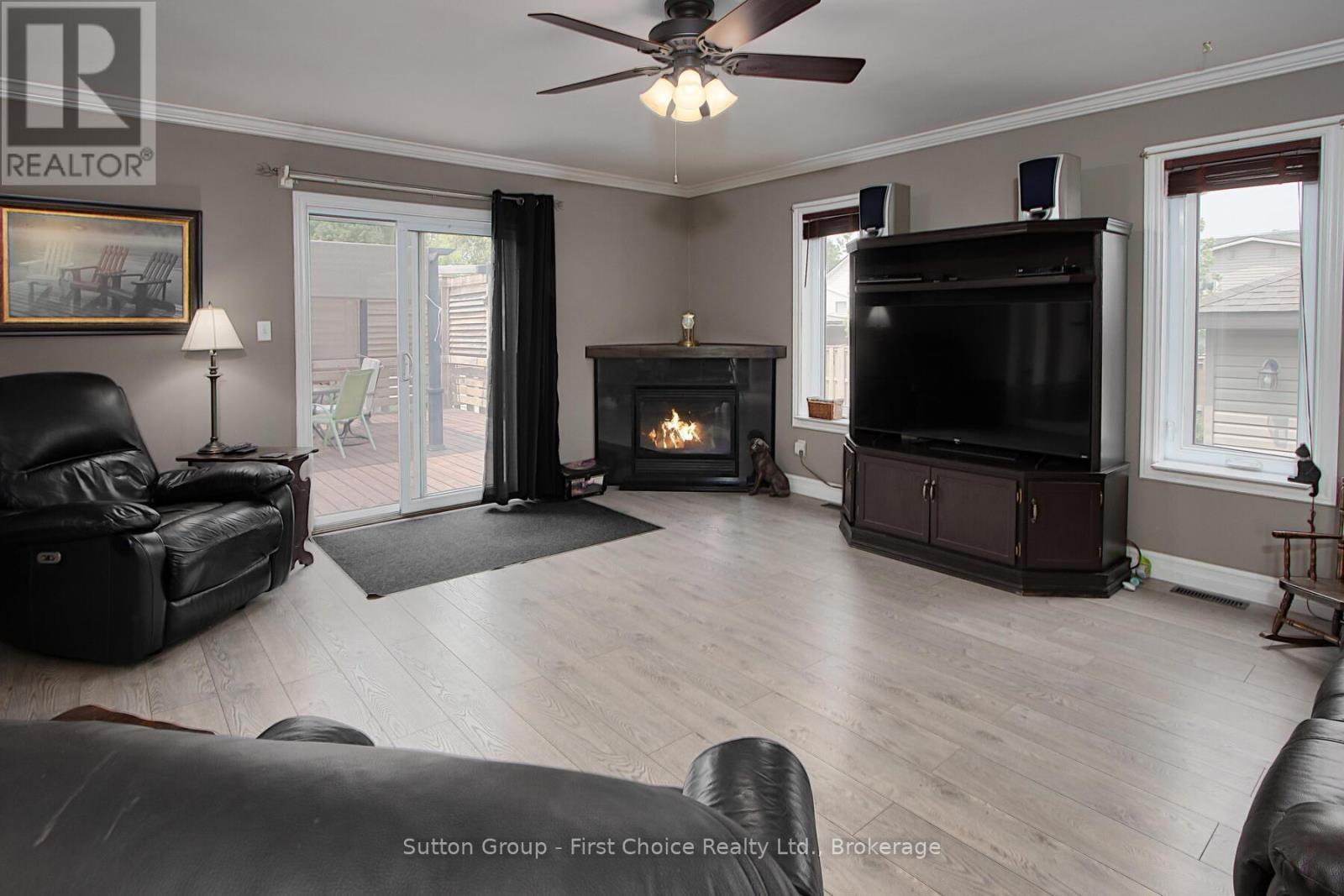 186 Waterloo Street W, South Huron, Ontario  N0M 1S2 - Photo 13 - X12268041