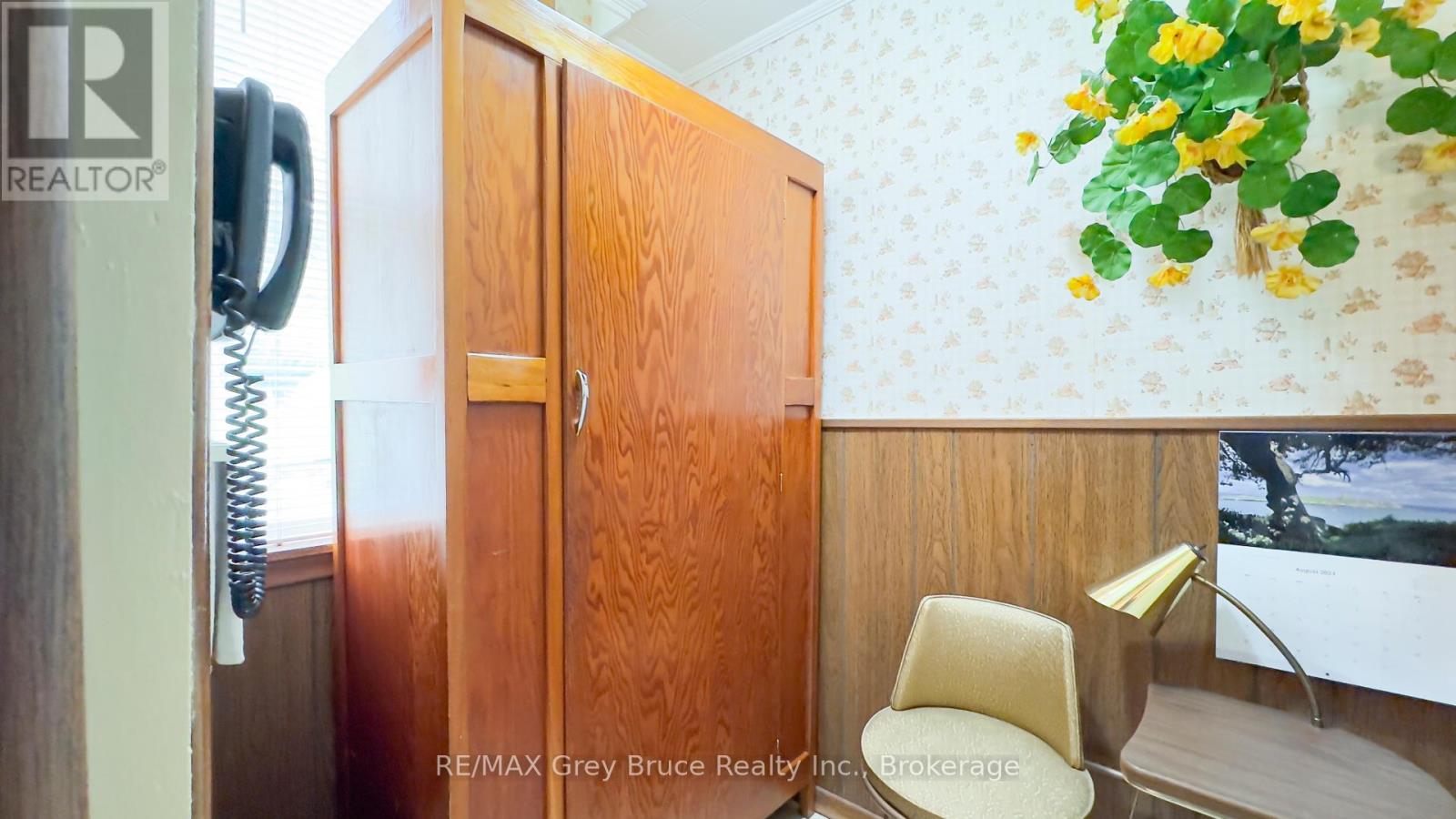 500064 Grey Road 12, West Grey, Ontario  N0C 1H0 - Photo 11 - X12268085