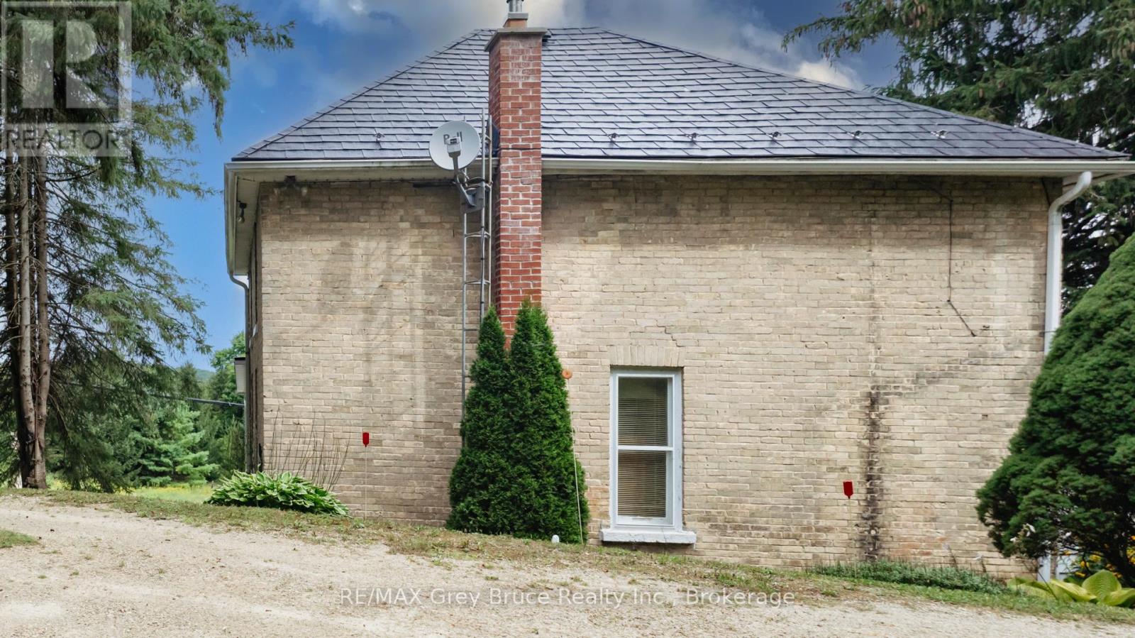 500064 Grey Road 12, West Grey, Ontario  N0C 1H0 - Photo 5 - X12268085