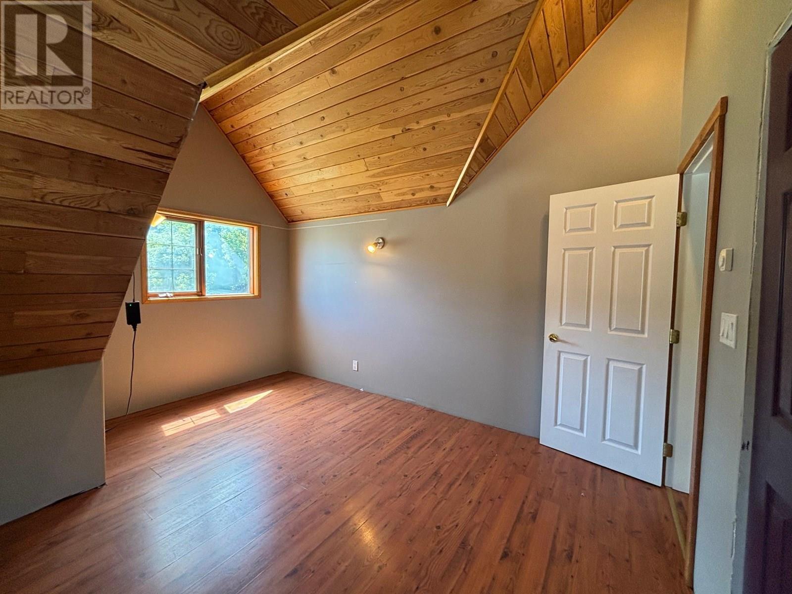 937 Thirteenth Avenue, Midway, British Columbia  V0H 1M0 - Photo 19 - 10354889
