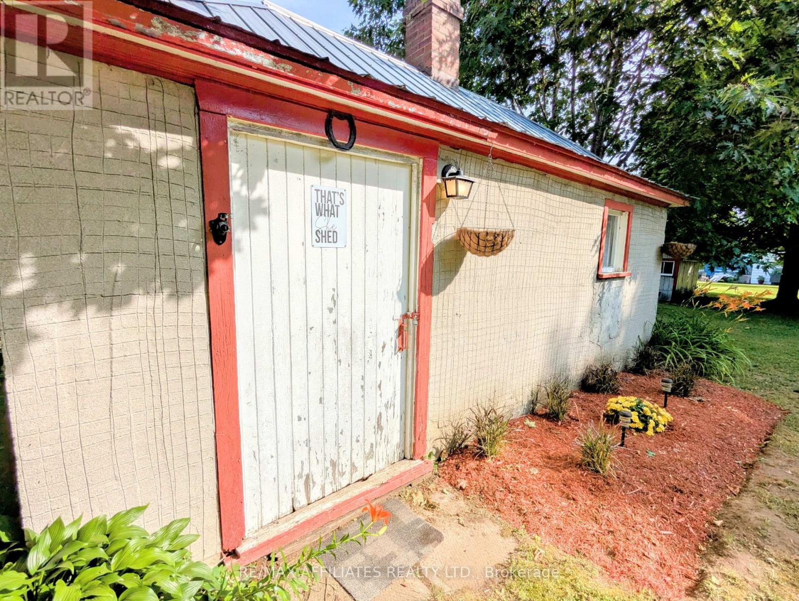 18 Dean Street, Montague, Ontario  K7A 4Y2 - Photo 34 - X12268031