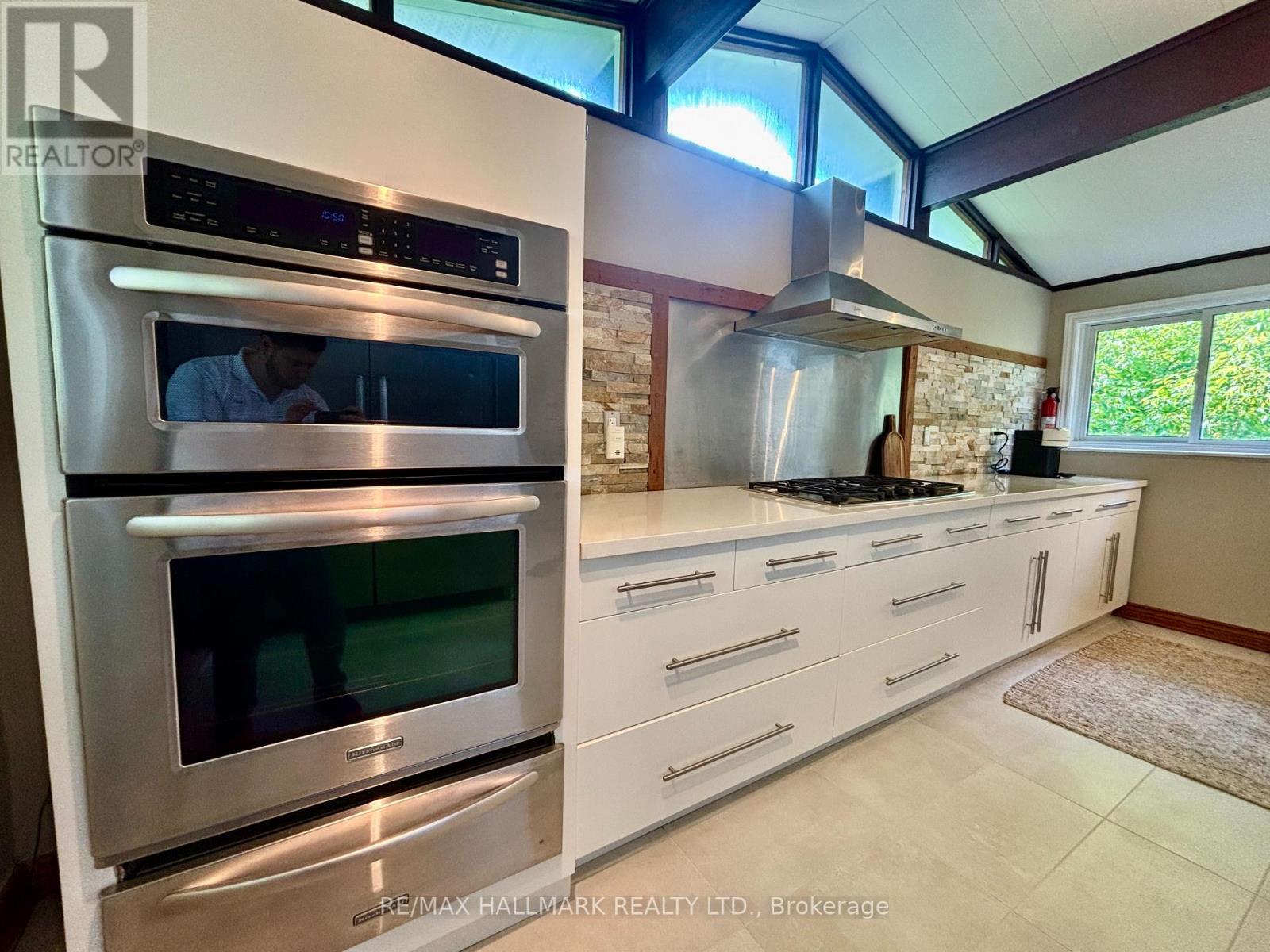 Property at 209892 HIGHWAY 26 image 3