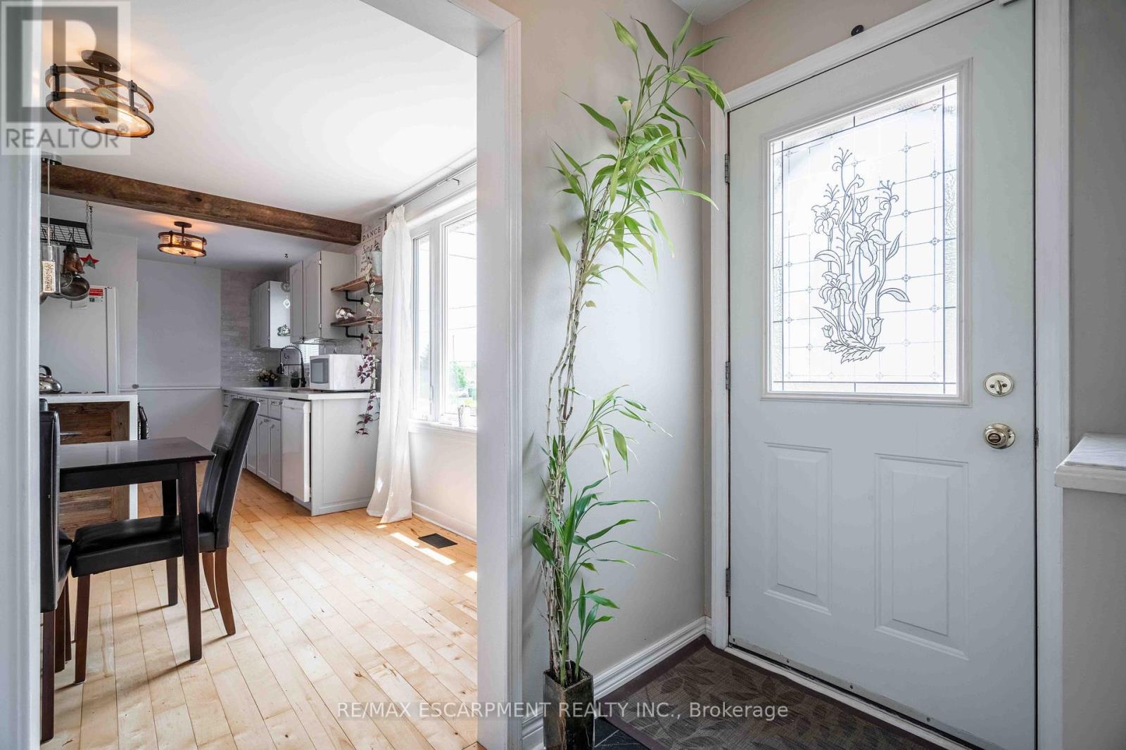 Property at 8554 HALDIBROOK ROAD image 4