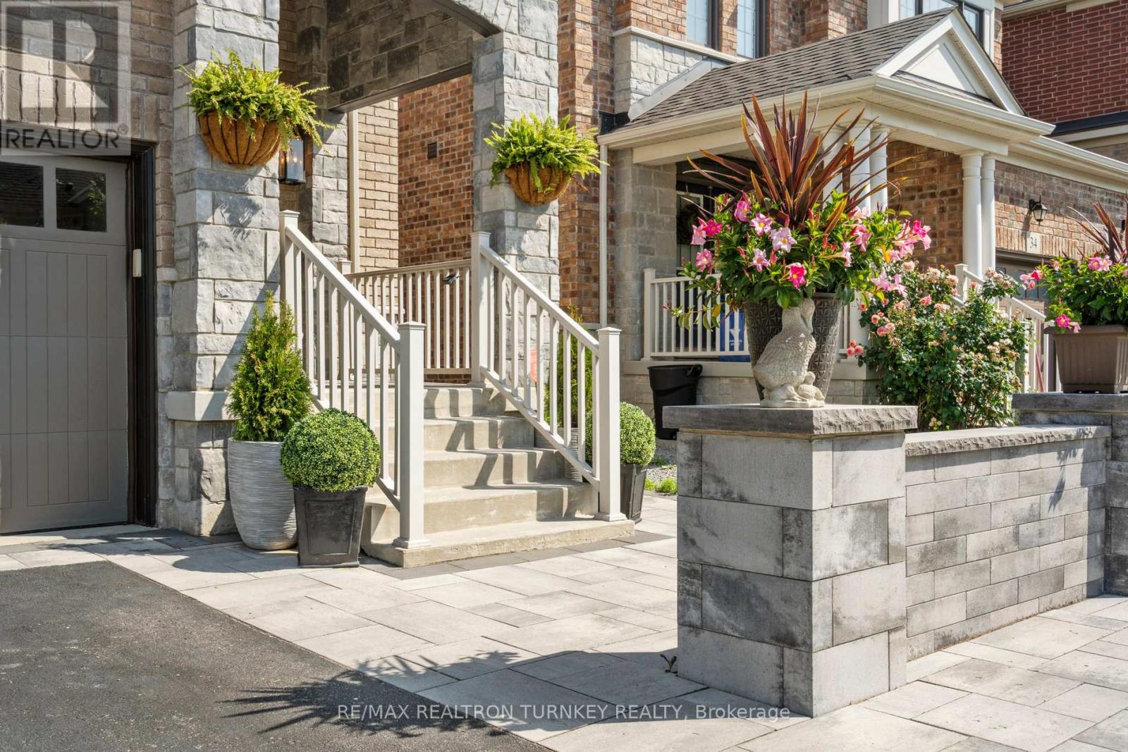 Property at 32 DEER PASS ROAD image 3