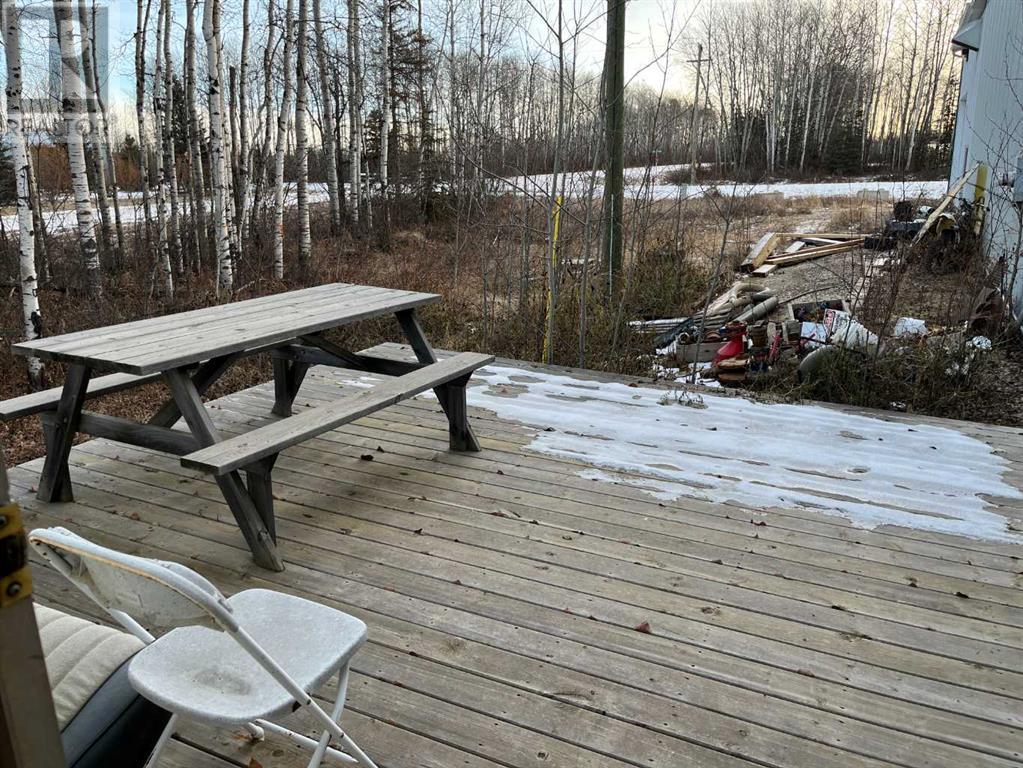 301 Forrestry Drive, Red Earth Creek, Alberta  T0G 1X0 - Photo 16 - A2097903