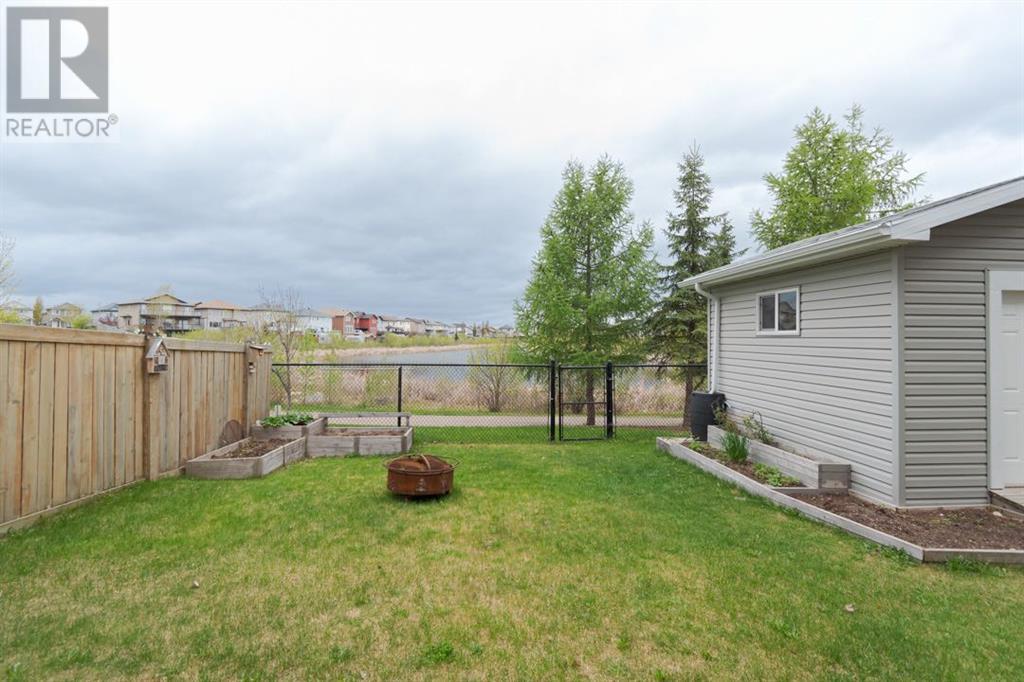 Property at 419 Fireweed Crescent image 2