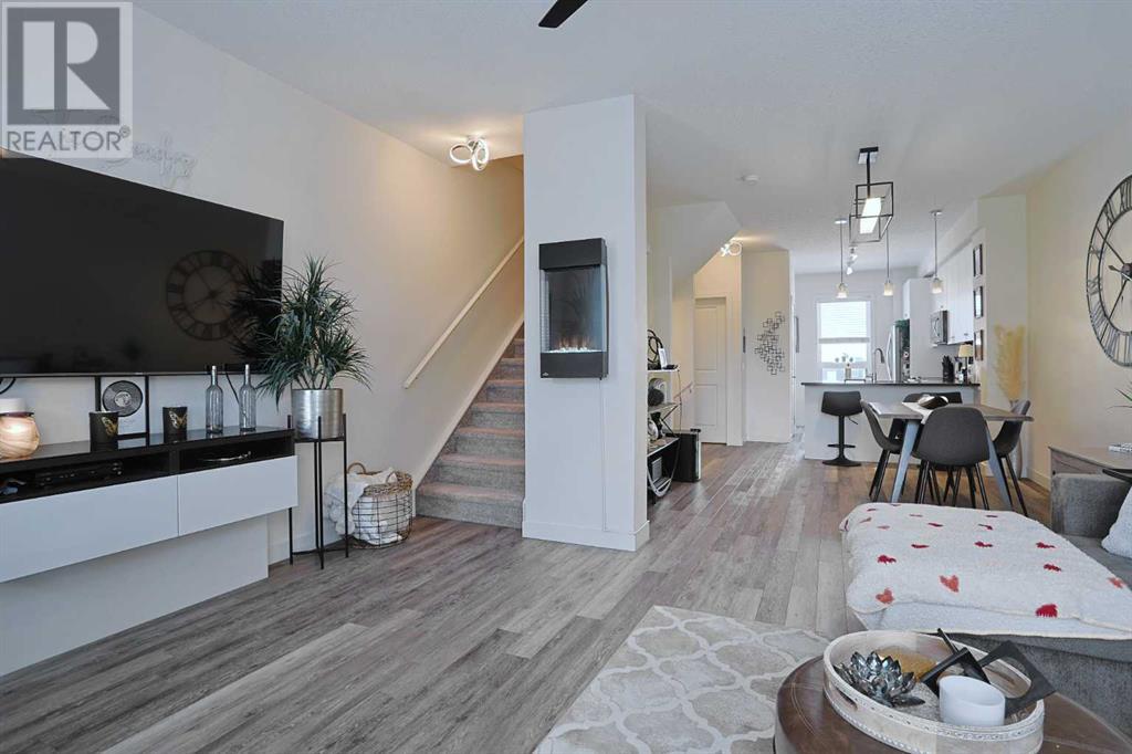 Property at 506, 11 Evanscrest Mews NW image 3