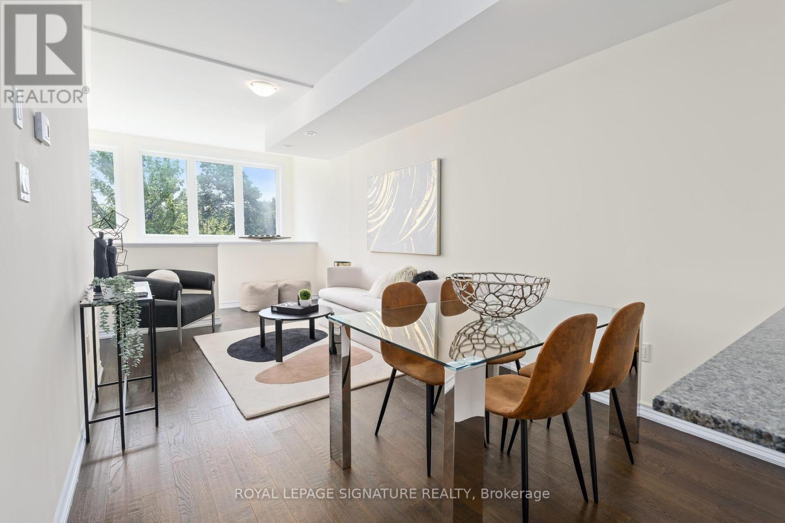 10 Curlew Drive, Toronto (Parkwoods-Donalda), Ontario  M1R 1V1 - Photo 6 - C12267906