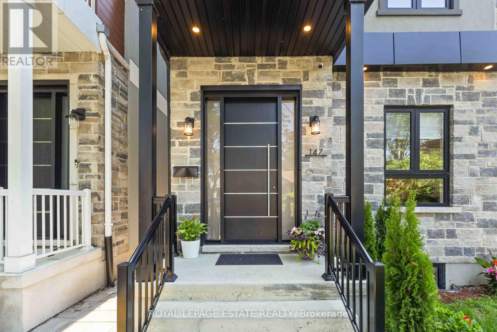 Property at 147 MCINTOSH STREET image 2