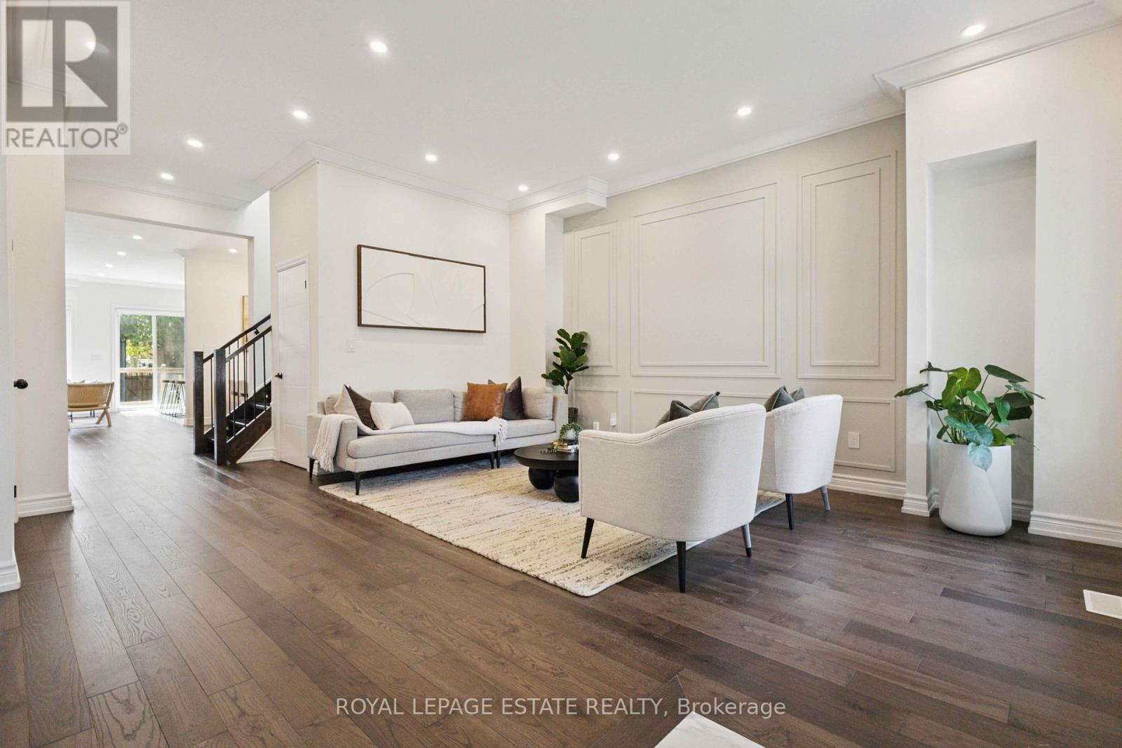 Property at 147 MCINTOSH STREET image 5
