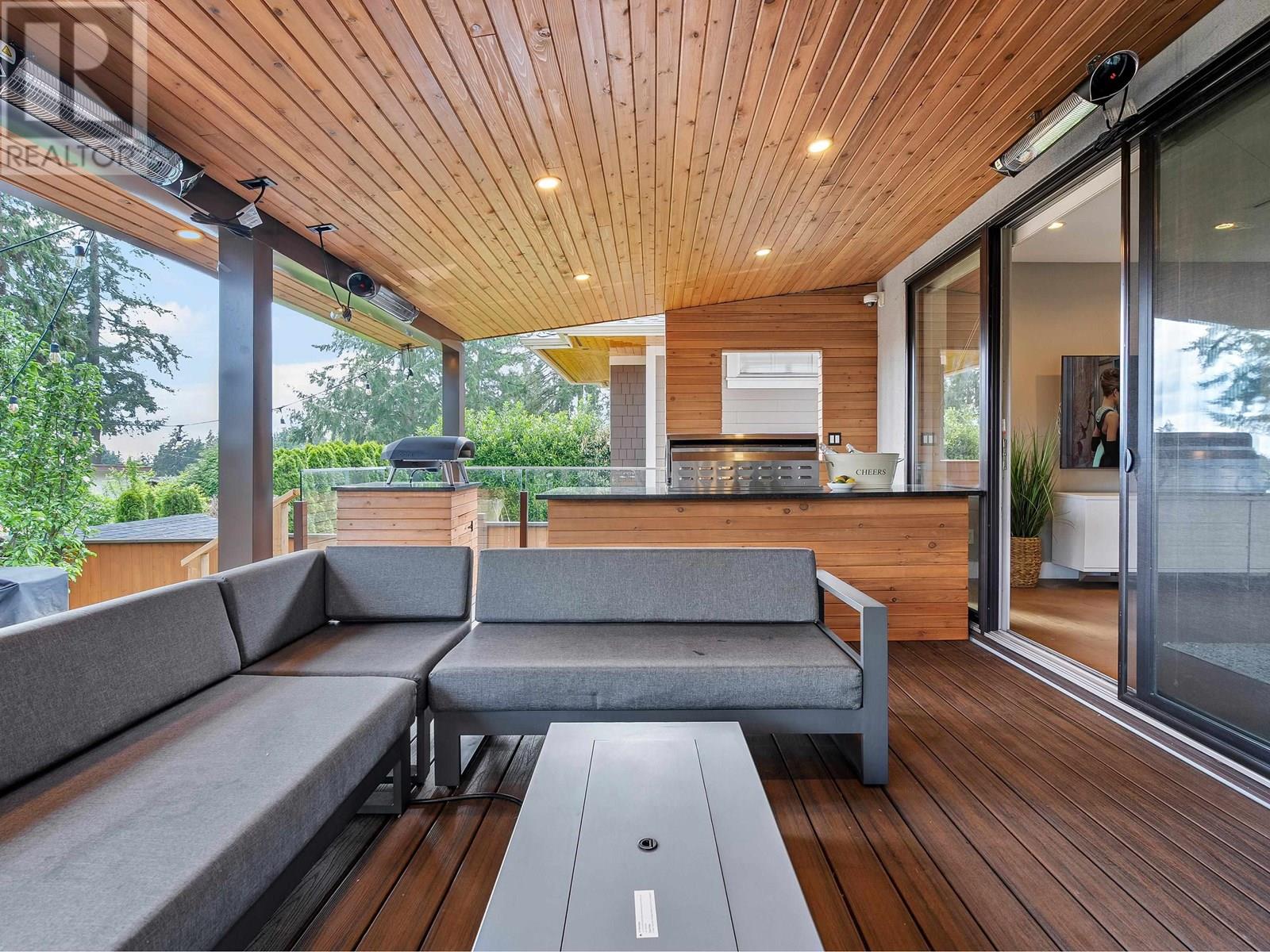 503 Crestwood Avenue, North Vancouver, British Columbia V7N 3C4 - Photo 14 - R3023651