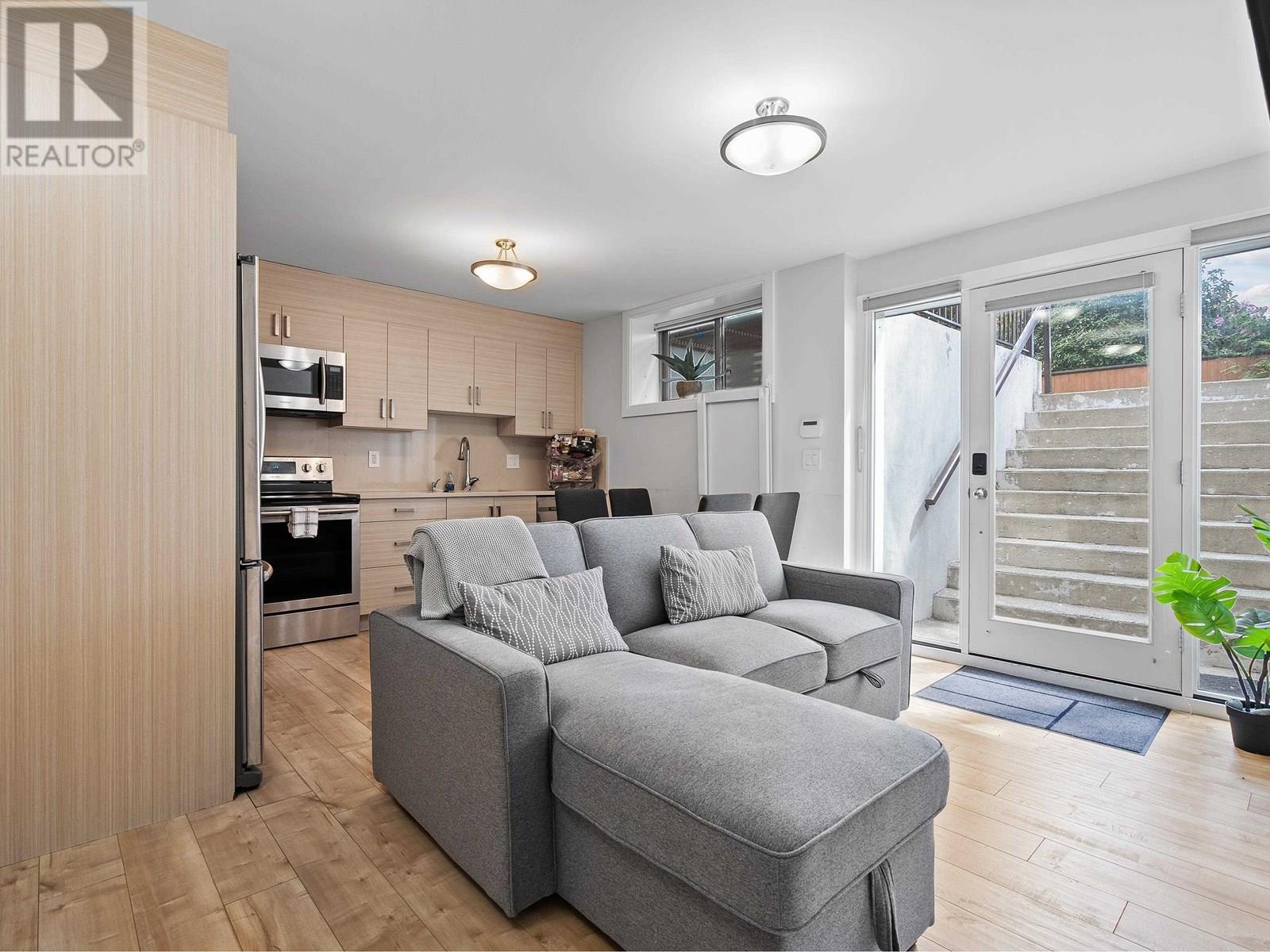 503 Crestwood Avenue, North Vancouver, British Columbia V7N 3C4 - Photo 37 - R3023651