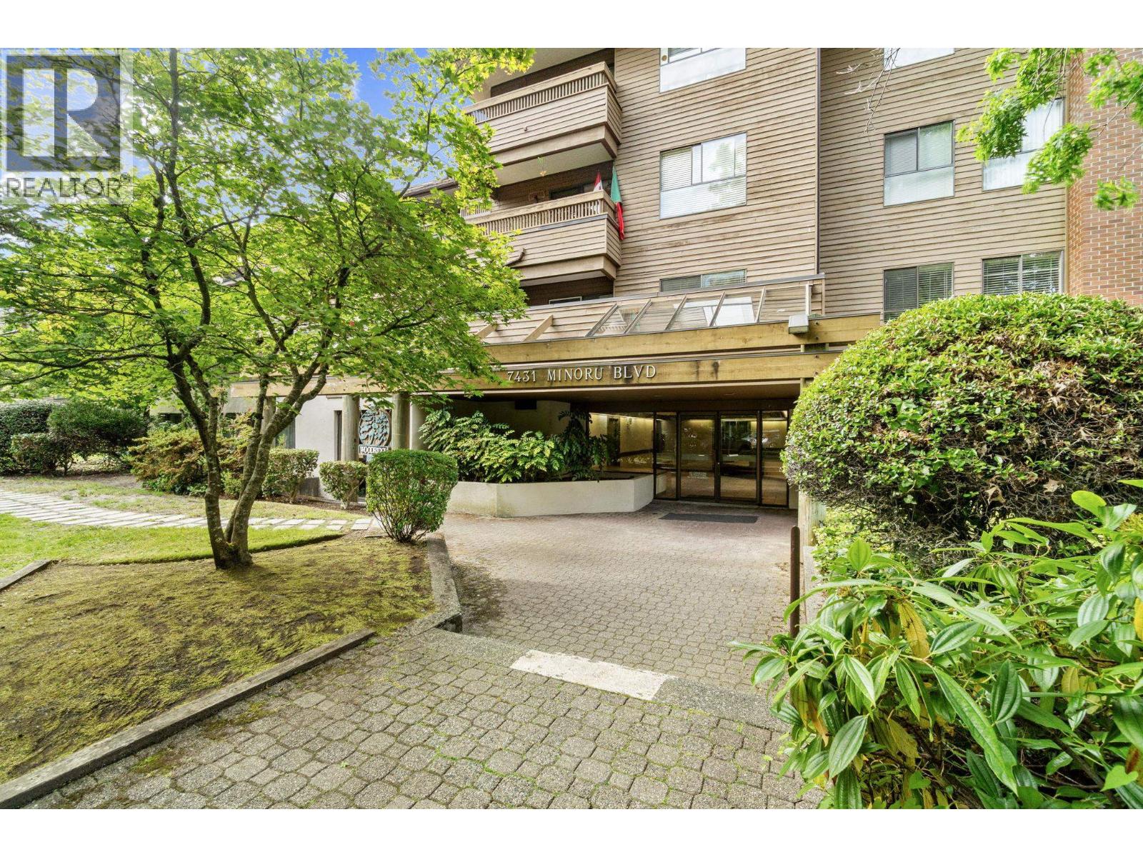 118 7431 Minoru Boulevard, Richmond, British Columbia  V6Y 1Z3 - Photo 1 - R3023436