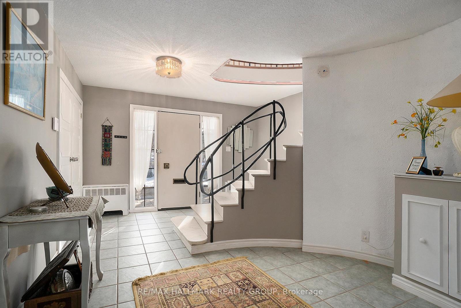 Property at 1053 CHELSEA DRIVE image 2