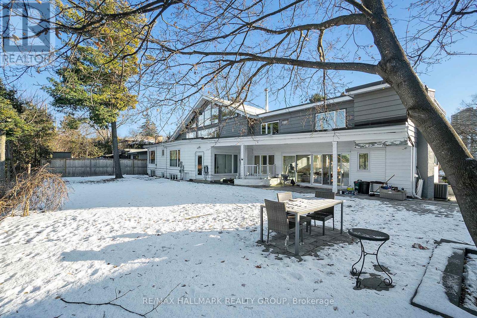1053 Chelsea Drive, Ottawa, Ontario  K1K 0M7 - Photo 44 - X12268111