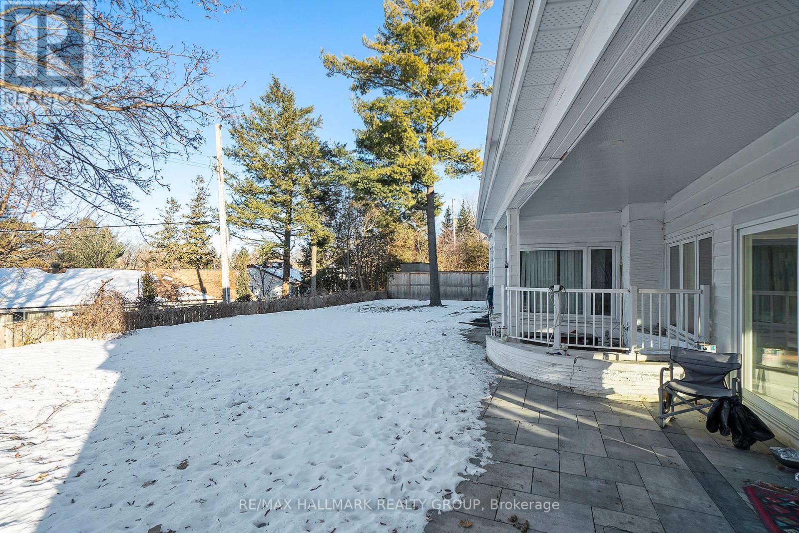 1053 Chelsea Drive, Ottawa, Ontario  K1K 0M7 - Photo 45 - X12268111