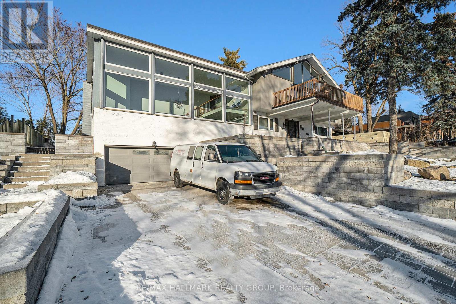 1053 Chelsea Drive, Ottawa, Ontario  K1K 0M7 - Photo 46 - X12268111