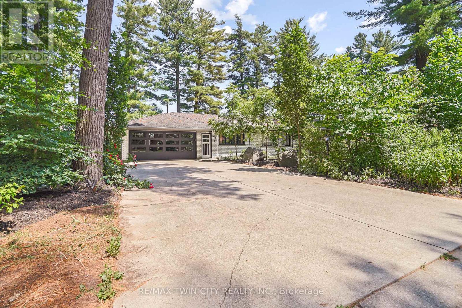 Property at 667 GAGE STREET image 1