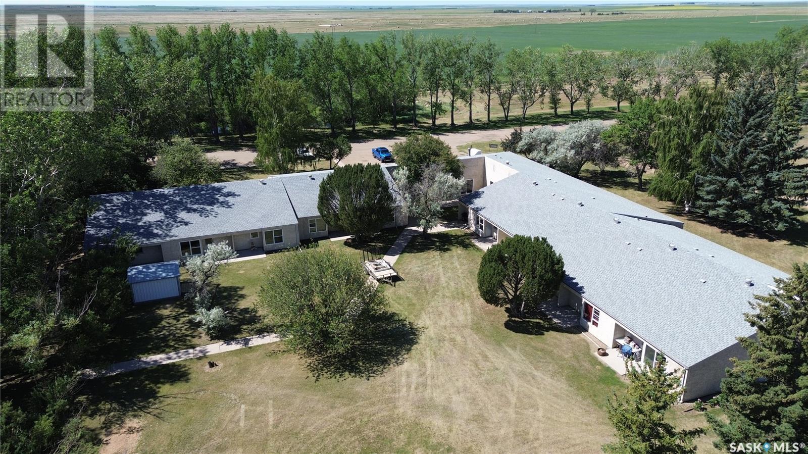 208 Railway Avenue, Kincaid, Saskatchewan  S0H 2J0 - Photo 3 - SK011760