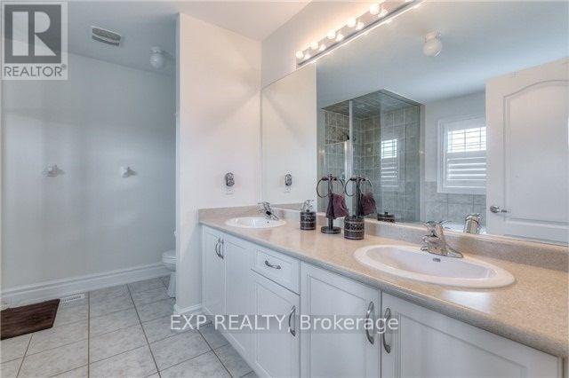 44 Intrigue Trail, Brampton, Ontario  L6X 0W9 - Photo 11 - W12268172