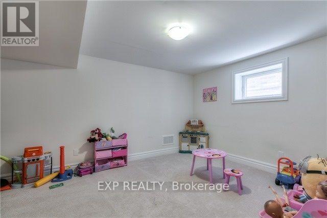 44 Intrigue Trail, Brampton, Ontario  L6X 0W9 - Photo 18 - W12268172