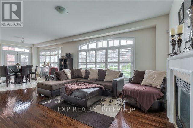 44 Intrigue Trail, Brampton, Ontario  L6X 0W9 - Photo 5 - W12268172
