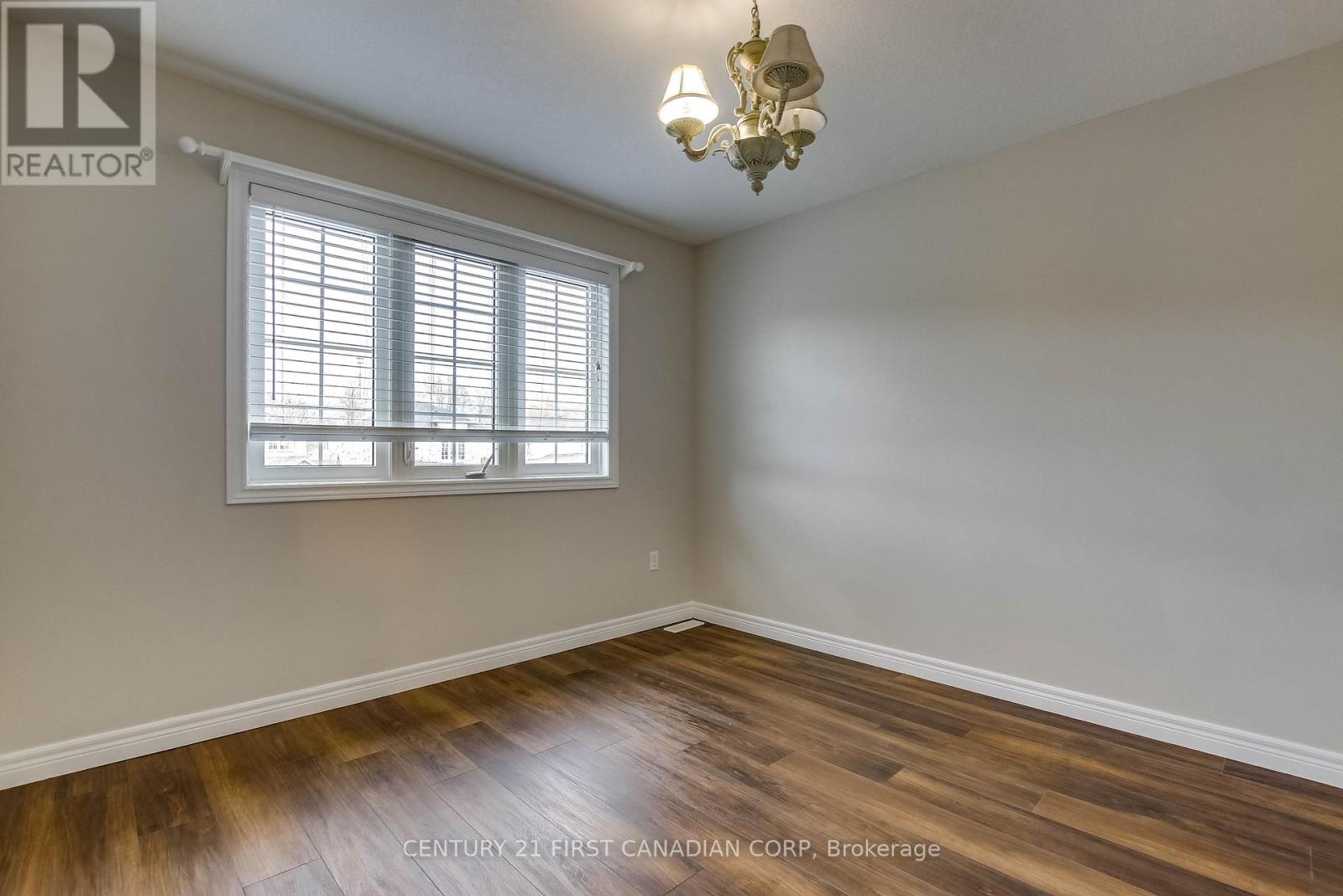 1048 Silverfox Drive, London North, Ontario  N6G 0G2 - Photo 16 - X12268325