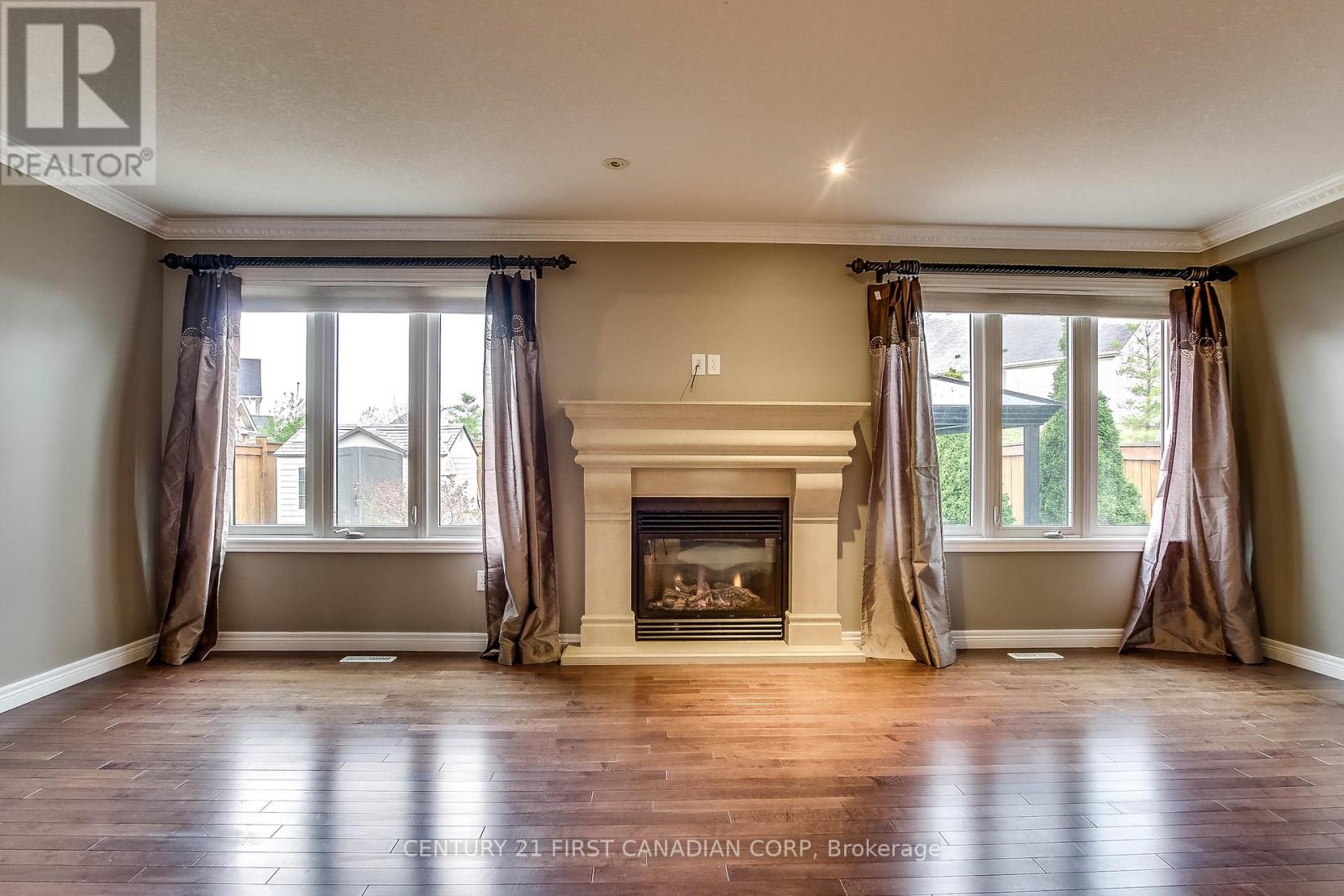 1048 Silverfox Drive, London North, Ontario  N6G 0G2 - Photo 6 - X12268325
