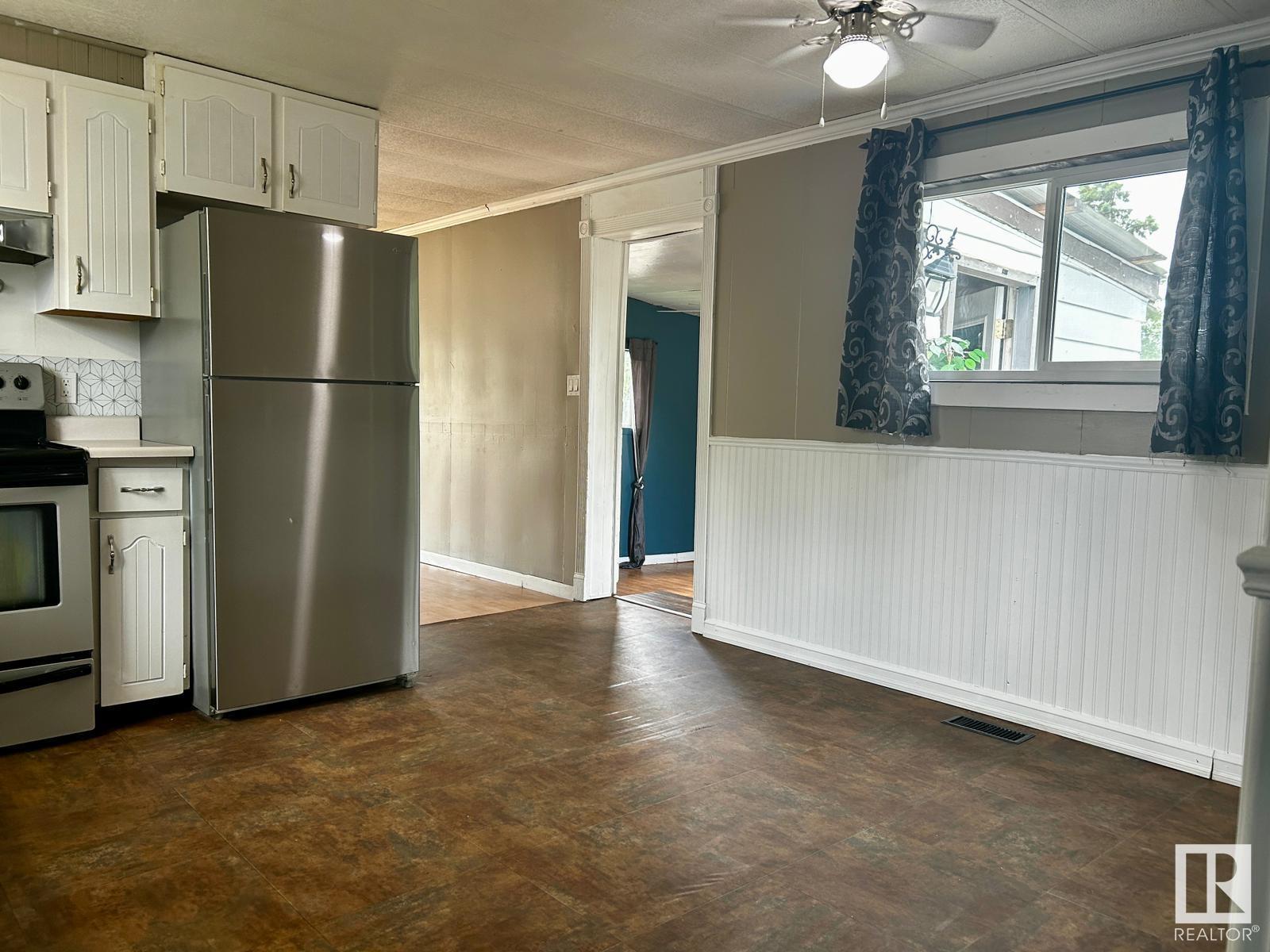 5424 48a Ave, Drayton Valley, Alberta  T7A 1J8 - Photo 11 - E4446321