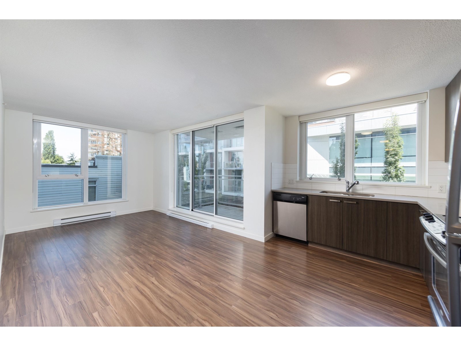 Property at 302 13325 102A AVENUE image 3