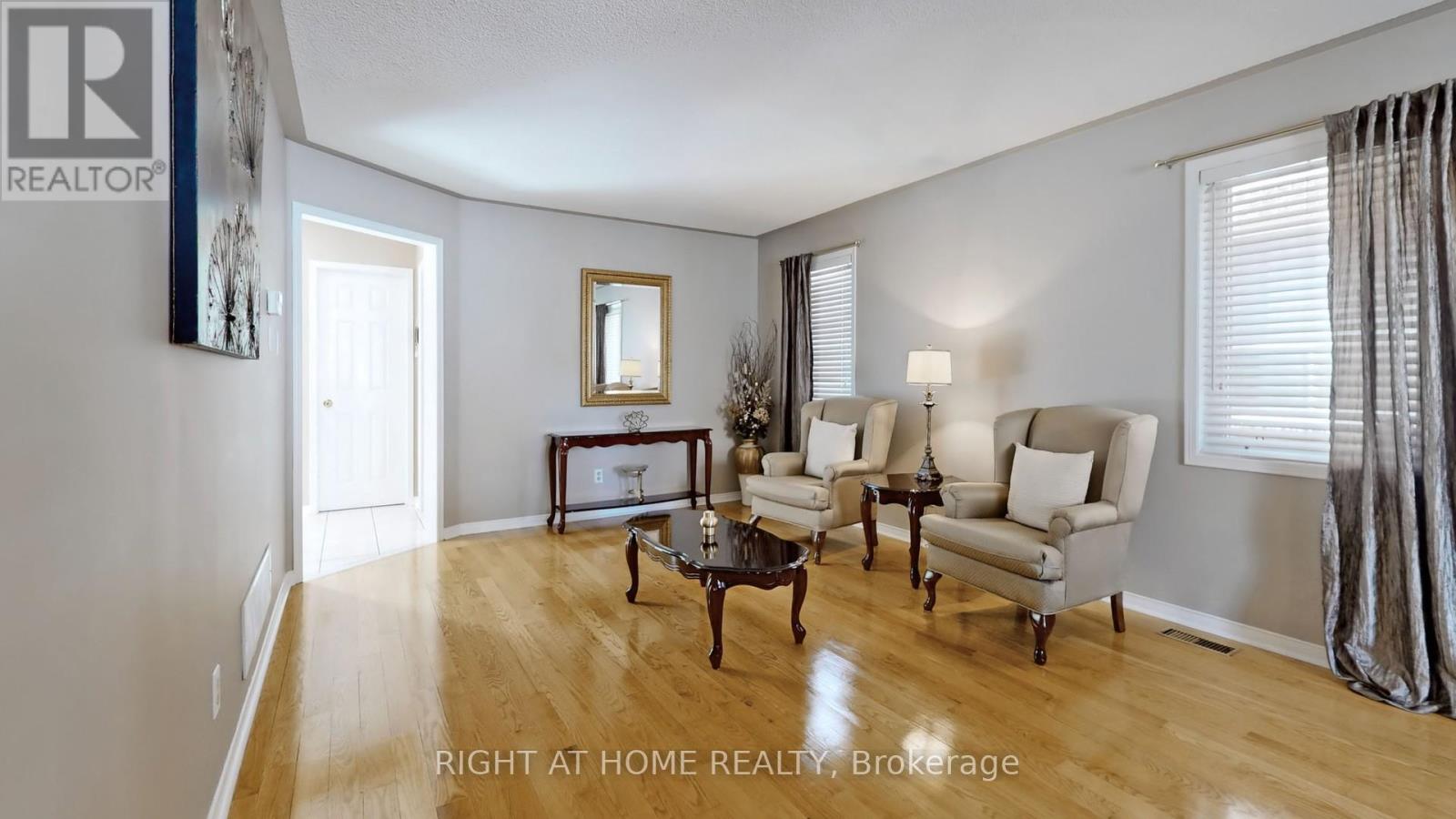 Property at 102 MULLIS CRESCENT image 4