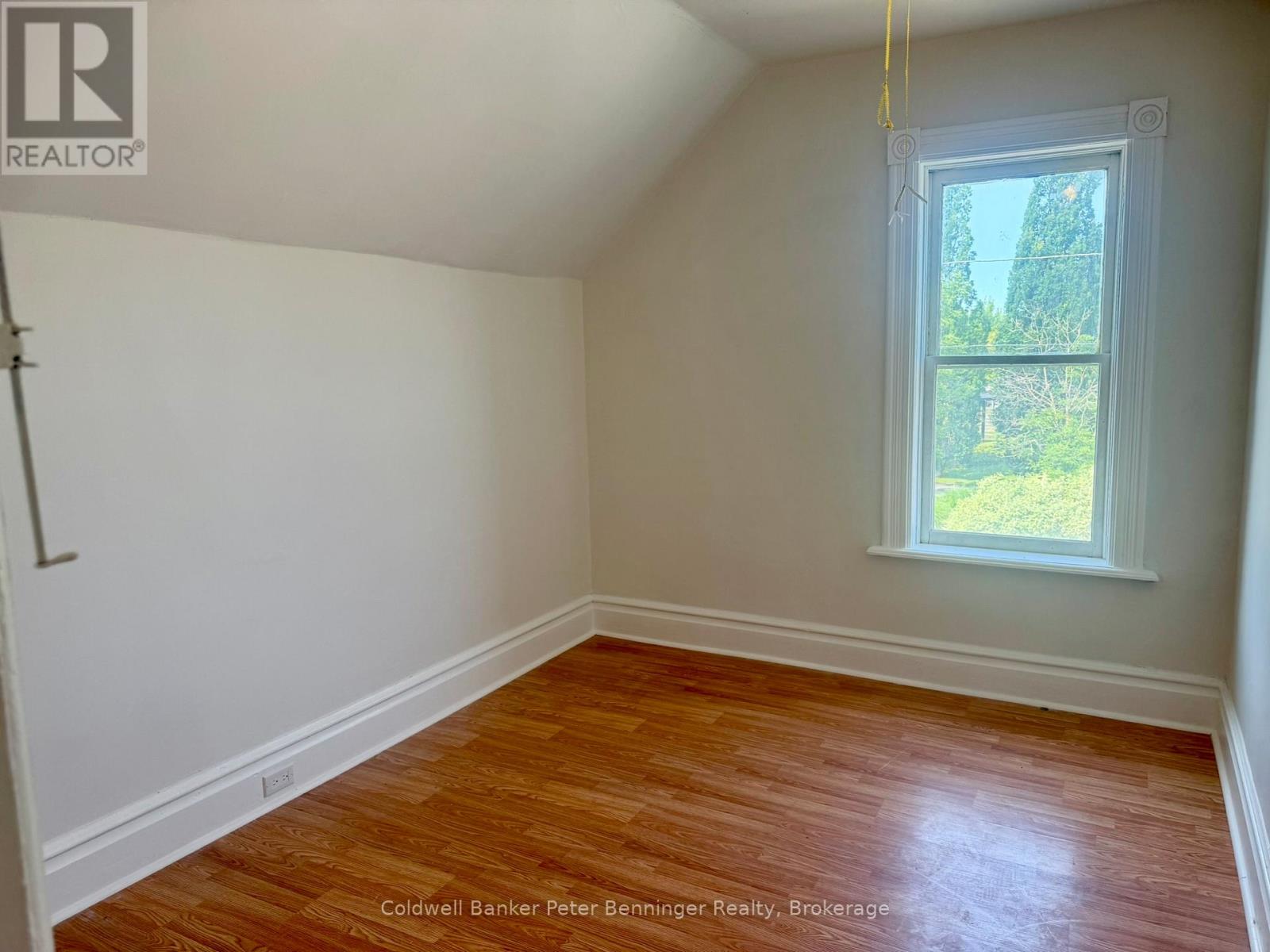 493/495 11th Avenue, Hanover, Ontario  N4N 2S2 - Photo 28 - X12268261