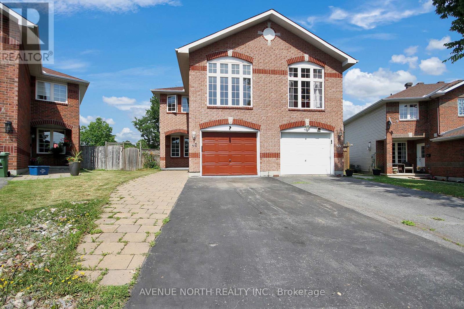 Property at 42 SPLINTER CRESCENT image 1