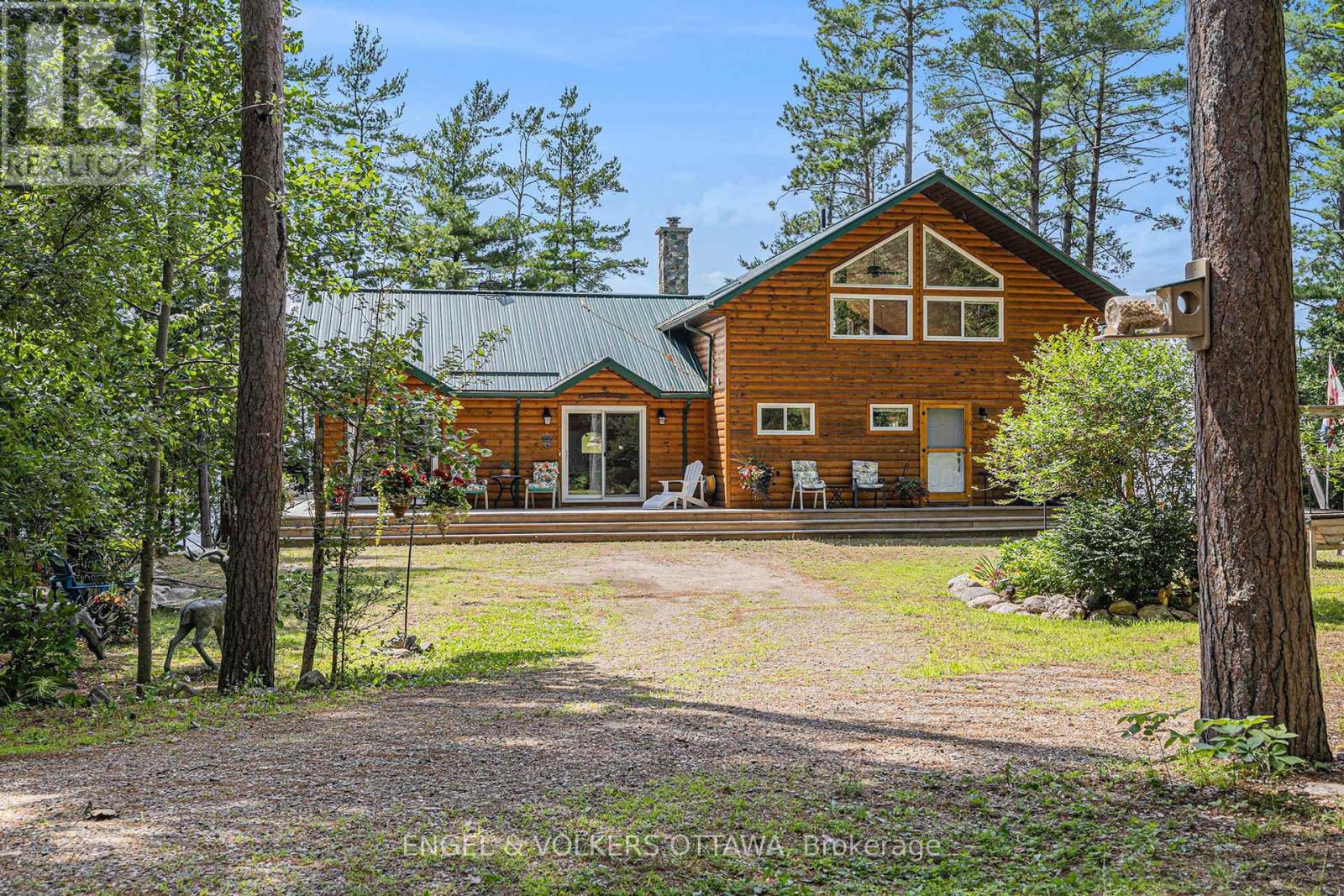 631 Golden Lyn Way, Bonnechere Valley, Ontario  K0J 1X0 - Photo 3 - X12268344