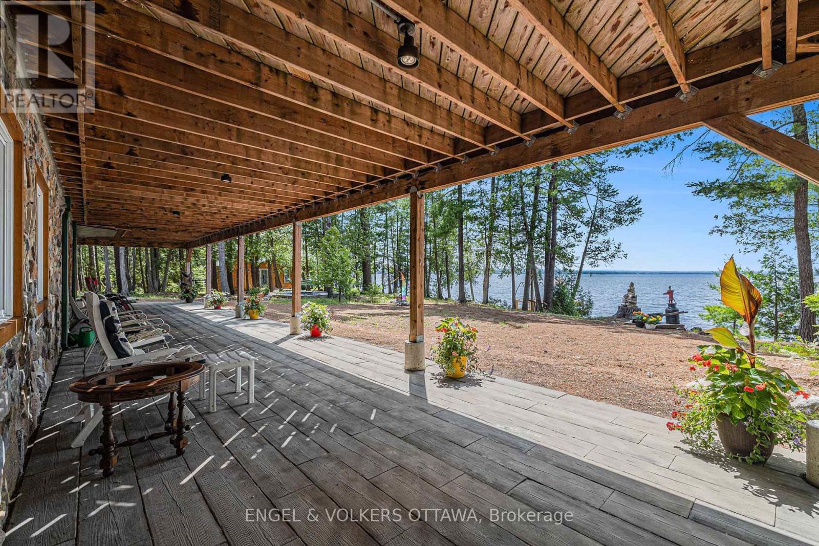 631 Golden Lyn Way, Bonnechere Valley, Ontario  K0J 1X0 - Photo 31 - X12268344