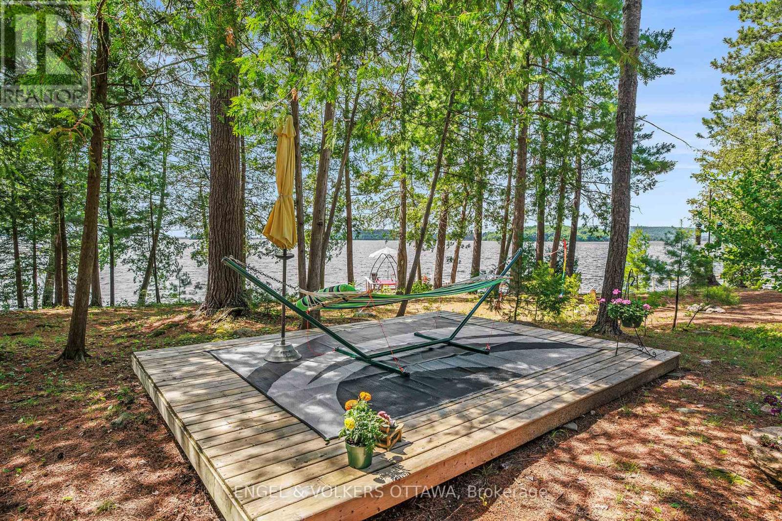 631 Golden Lyn Way, Bonnechere Valley, Ontario  K0J 1X0 - Photo 36 - X12268344