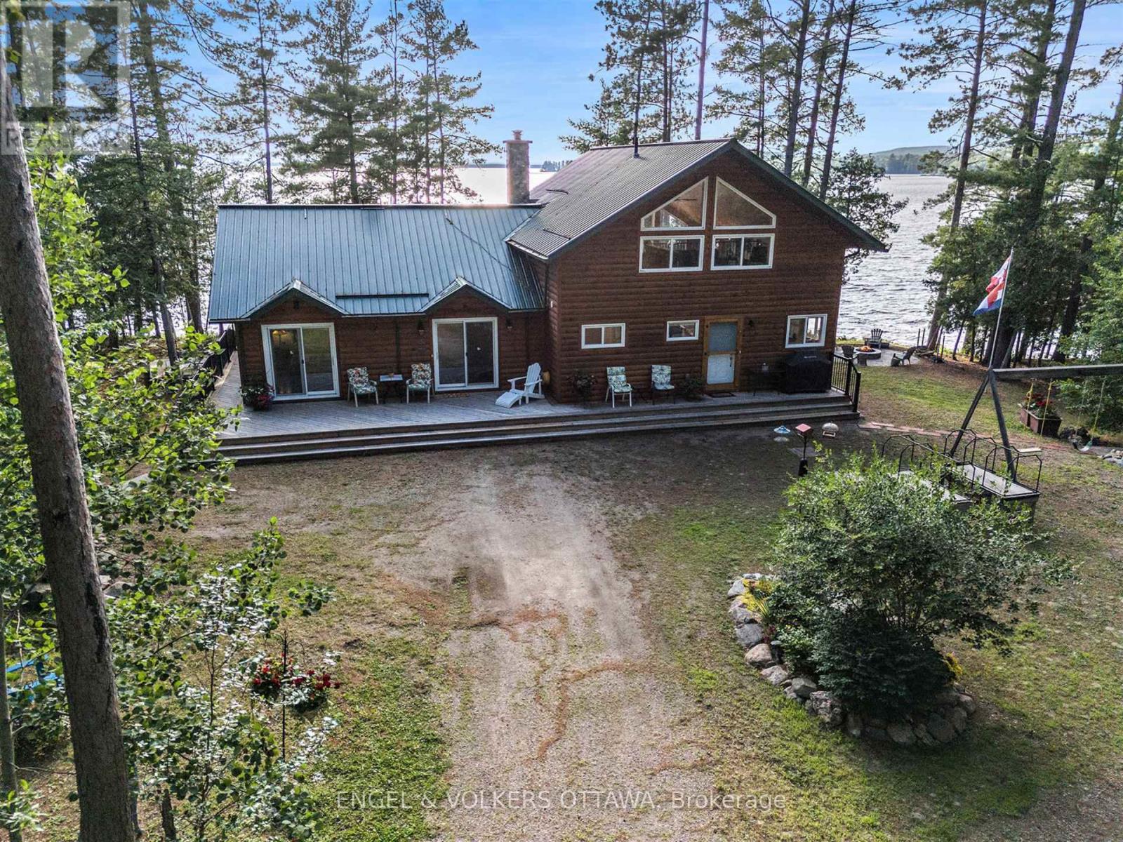 631 Golden Lyn Way, Bonnechere Valley, Ontario  K0J 1X0 - Photo 4 - X12268344