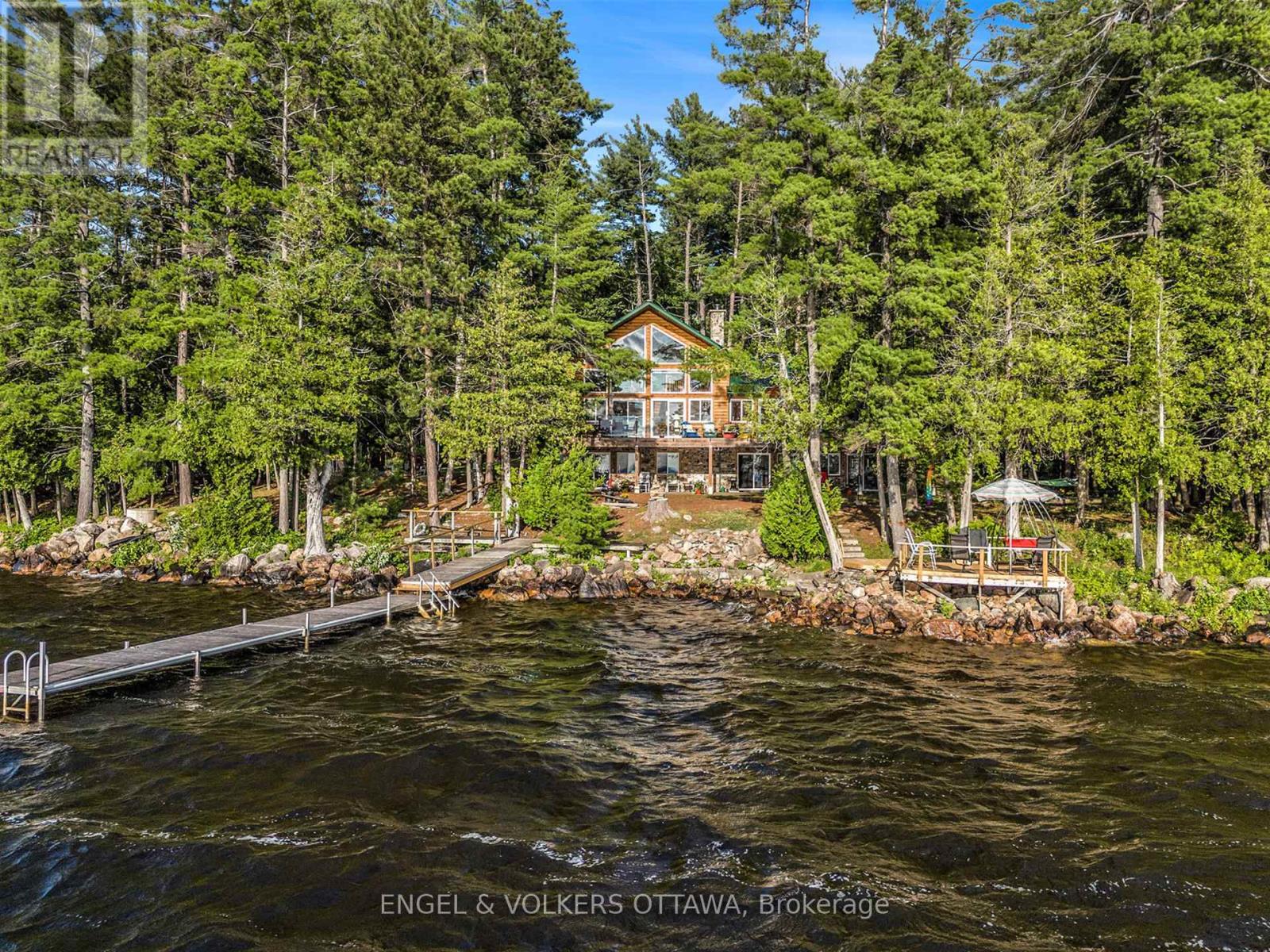 631 Golden Lyn Way, Bonnechere Valley, Ontario  K0J 1X0 - Photo 47 - X12268344