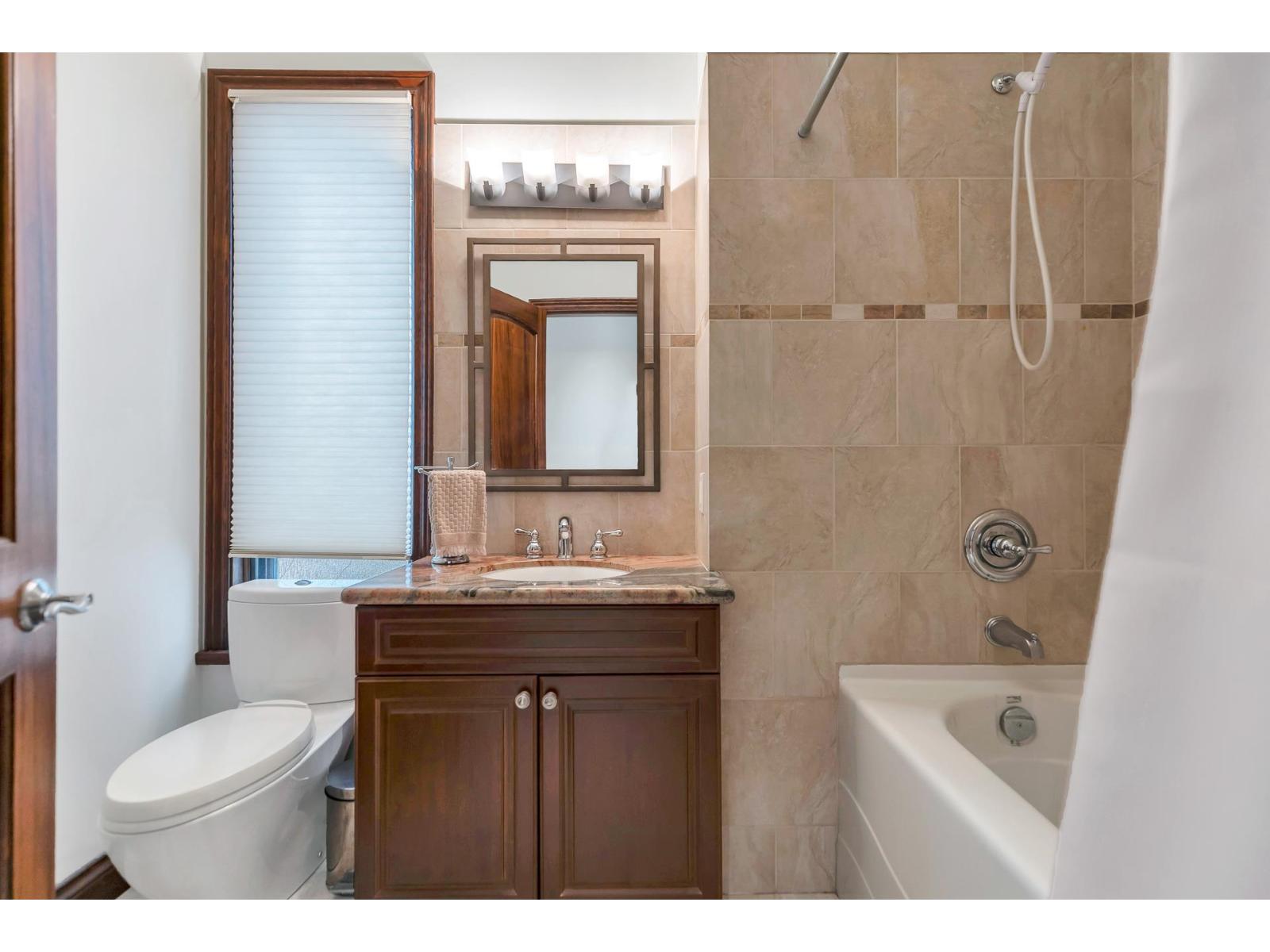15364 Victoria Avenue, White Rock, British Columbia  V4B 1H2 - Photo 24 - R3023484